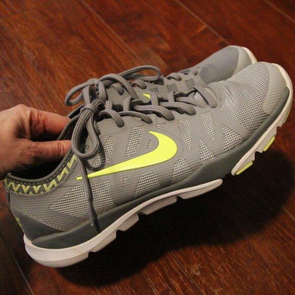 Nike Women's Flex Supreme TR 3 Gray Mesh Sneaker 683138-005 Size 9 - Picture 1 of 12